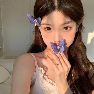 泪光闪闪